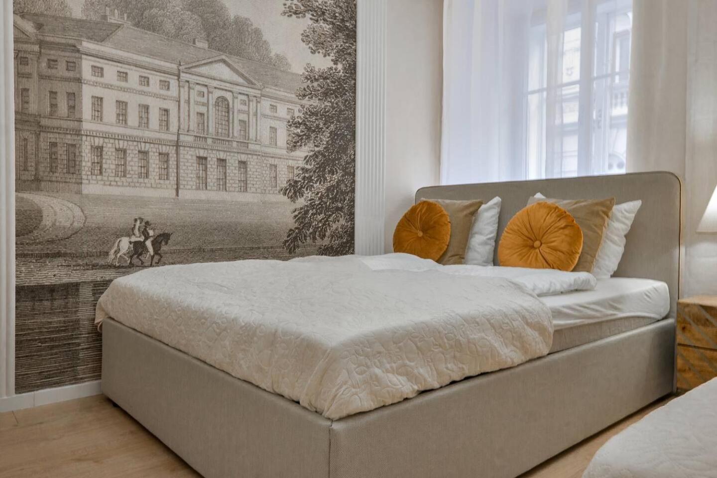 Very Central Apartments, 5 Min To City Center, No Reception Wien Eksteriør billede
